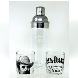 NEW Vintage Set of 3 Jack Daniel’s Shaker and  2 Whiskey Glasses - Store Display